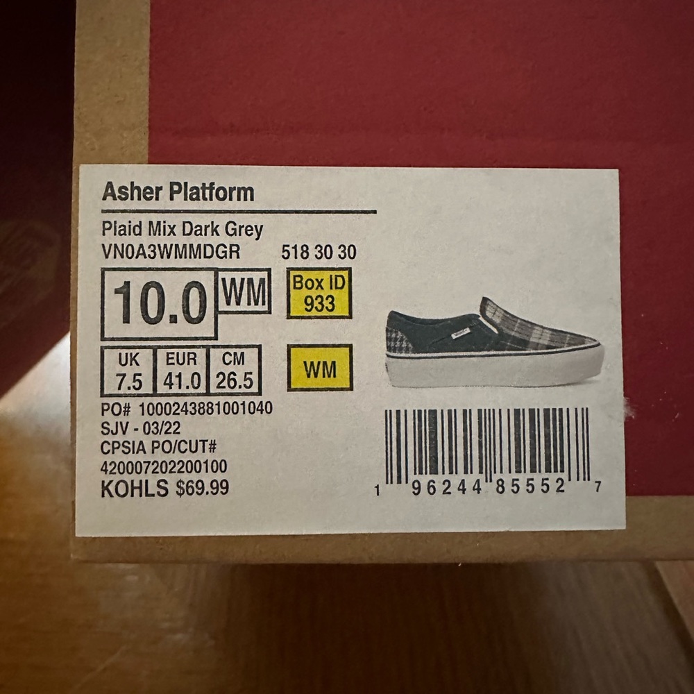 *BRAND NEW* Women’s Asher Platform Vans